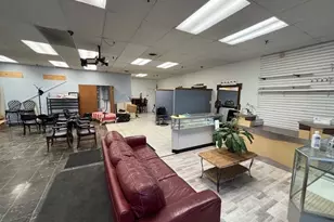 8519 S 88th Ave, Justice, IL 60458 - Photo 3