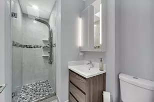 1041 Vernon Ave, Park Ridge, IL 60068 - Photo 17