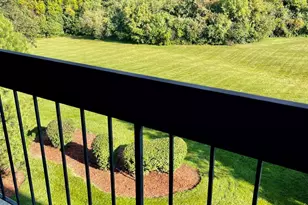 18600 Village West Dr, Hazel Crest, IL 60429 - Photo 17