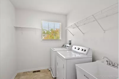 5734 Oak Ridge Way, Lisle, IL 60532 - Photo 23