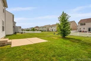 5734 Oak Ridge Way, Lisle, IL 60532 - Photo 27