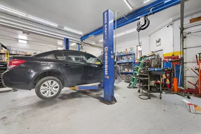 3824 W Diversey Avenue, Chicago, IL 60647 - Photo 7