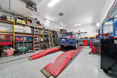 3824 W Diversey Avenue, Chicago, IL 60647 - Photo 5