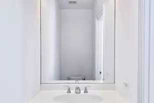 849 W Ohio St, Chicago, IL 60642 - Photo 13