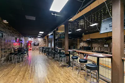 425 W State Street, Sycamore, IL 60178 - Photo 17