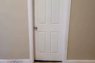 9021 S Exchange Ave, Chicago, IL 60617 - Photo 7