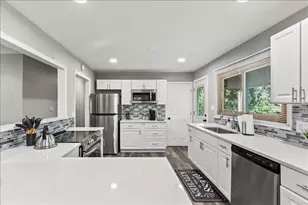 2N361 Diane Ave, Glen Ellyn, IL 60137 - Photo 5