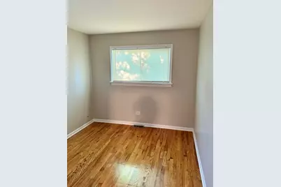 16919 Western Avenue, Hazel Crest, IL 60429 - Photo 11