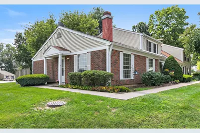 60 Bright Oaks Circle #1, Cary, IL 60013 - Photo 1