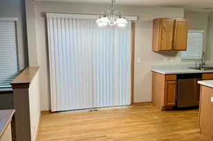 6216 Pond View Dr, Matteson, IL 60443 - Photo 3