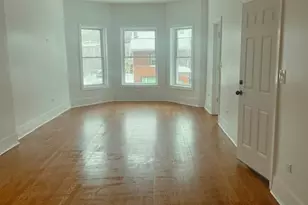 6440 S Vernon Ave, Chicago, IL 60637 - Photo 3