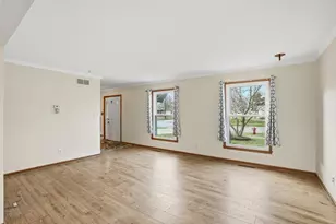 517 Hawthorne Ln, Peotone, IL 60468 - Photo 11