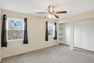 517 Hawthorne Ln, Peotone, IL 60468 - Photo 17