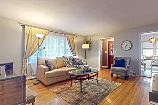 1607 W William St, Champaign, IL 61821 - Photo 3