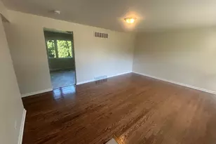 16550 Elm Ct, South Holland, IL 60473 - Photo 3