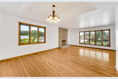 192 W 28th Street, South Chicago Heights, IL 60411 - Photo 7