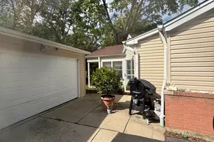 926 Cedar St, Deerfield, IL 60015 - Photo 5