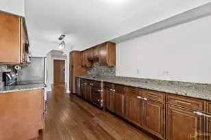 5501 Lincoln Ave, Morton Grove, IL 60053 - Photo 7