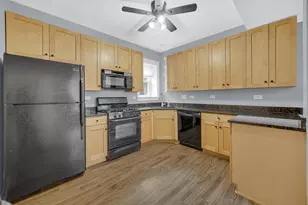 4343 N Sacramento Ave, Chicago, IL 60618 - Photo 13