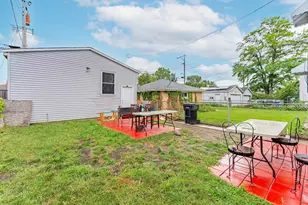 2541 N Mont Clare Ave, Chicago, IL 60707 - Photo 31