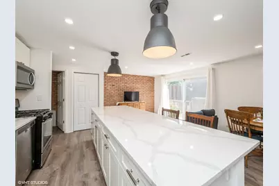 534 E Main Street, Barrington, IL 60010 - Photo 5