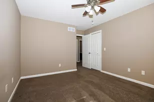 1714 Flagstone Dr, Normal, IL 61761 - Photo 33