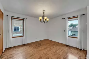 3814 W 69th Pl, Chicago, IL 60629 - Photo 7