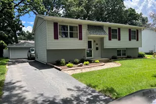 2713 Ravinia Ln, Woodridge, IL 60517 - Photo 3