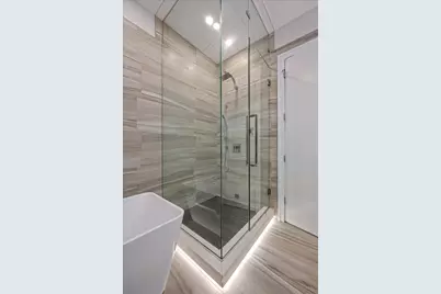 2027 W Belmont Avenue #1, Chicago, IL 60618 - Photo 17