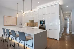 2027 W Belmont Ave, Chicago, IL 60618 - Photo 7