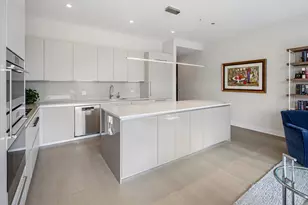 360 W Erie St, Chicago, IL 60654 - Photo 11