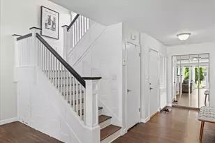 7 Briar Hill Cir, Champaign, IL 61822 - Photo 7