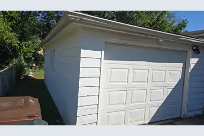 220 N Park Drive, Glenwood, IL 60425 - Photo 7