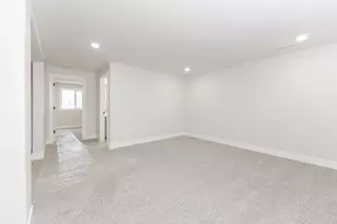 5214 Belvedere Dr, Bloomington, IL 61705 - Photo 39