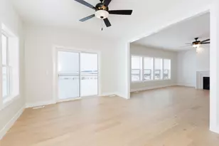 5214 Belvedere Dr, Bloomington, IL 61705 - Photo 25