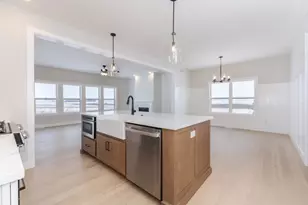 5214 Belvedere Dr, Bloomington, IL 61705 - Photo 13