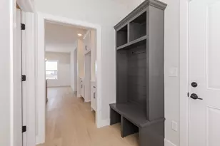 5214 Belvedere Dr, Bloomington, IL 61705 - Photo 17