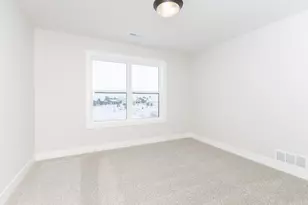 5214 Belvedere Dr, Bloomington, IL 61705 - Photo 35