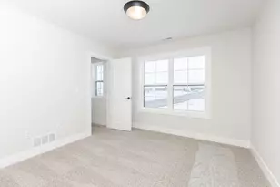 5214 Belvedere Dr, Bloomington, IL 61705 - Photo 35