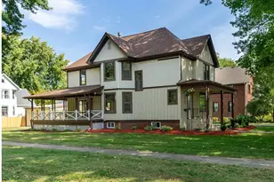 1110 5th St, Mendota, IL 61342 - Photo 1