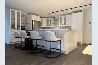 910 N Lake Shore Drive #1620, Chicago, IL 60611 - Photo 3