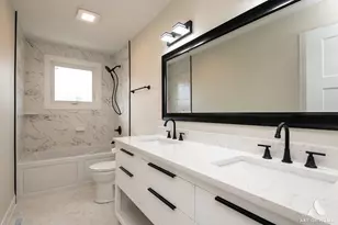 15601 Latrobe Ave, Oak Forest, IL 60452 - Photo 17