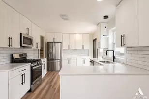 15601 Latrobe Ave, Oak Forest, IL 60452 - Photo 11