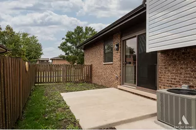 15601 Latrobe Avenue, Oak Forest, IL 60452 - Photo 37
