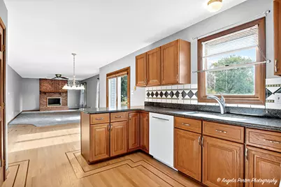 2215 Crystal Circle, Crystal Lake, IL 60012 - Photo 17