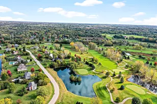 2215 Crystal Cir, Crystal Lake, IL 60012 - Photo 51