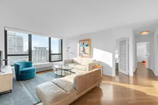 1313 N Ritchie Ct, Chicago, IL 60610 - Photo 7