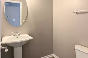 14527 Patriot Square Dr E, Plainfield, IL 60544 - Photo 9