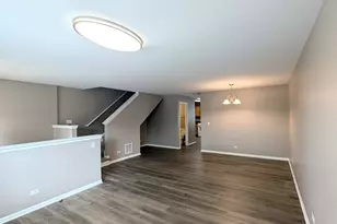 14527 Patriot Square Dr E, Plainfield, IL 60544 - Photo 7