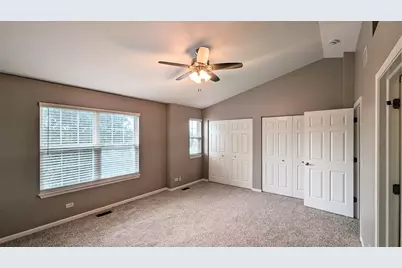 14527 Patriot Square Drive E, Plainfield, IL 60544 - Photo 5